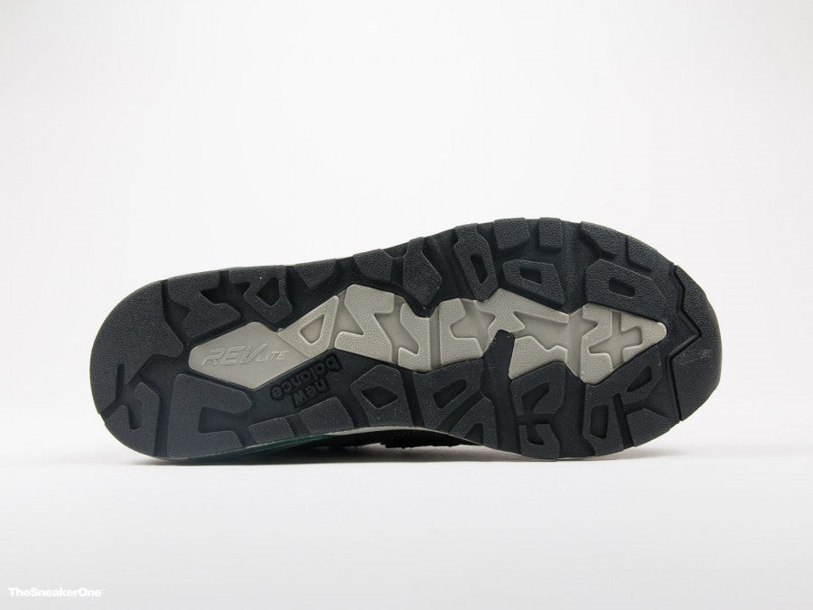 New Balance Sneakers in Tessuto Tecnico Uomo MRT580LB Marrone