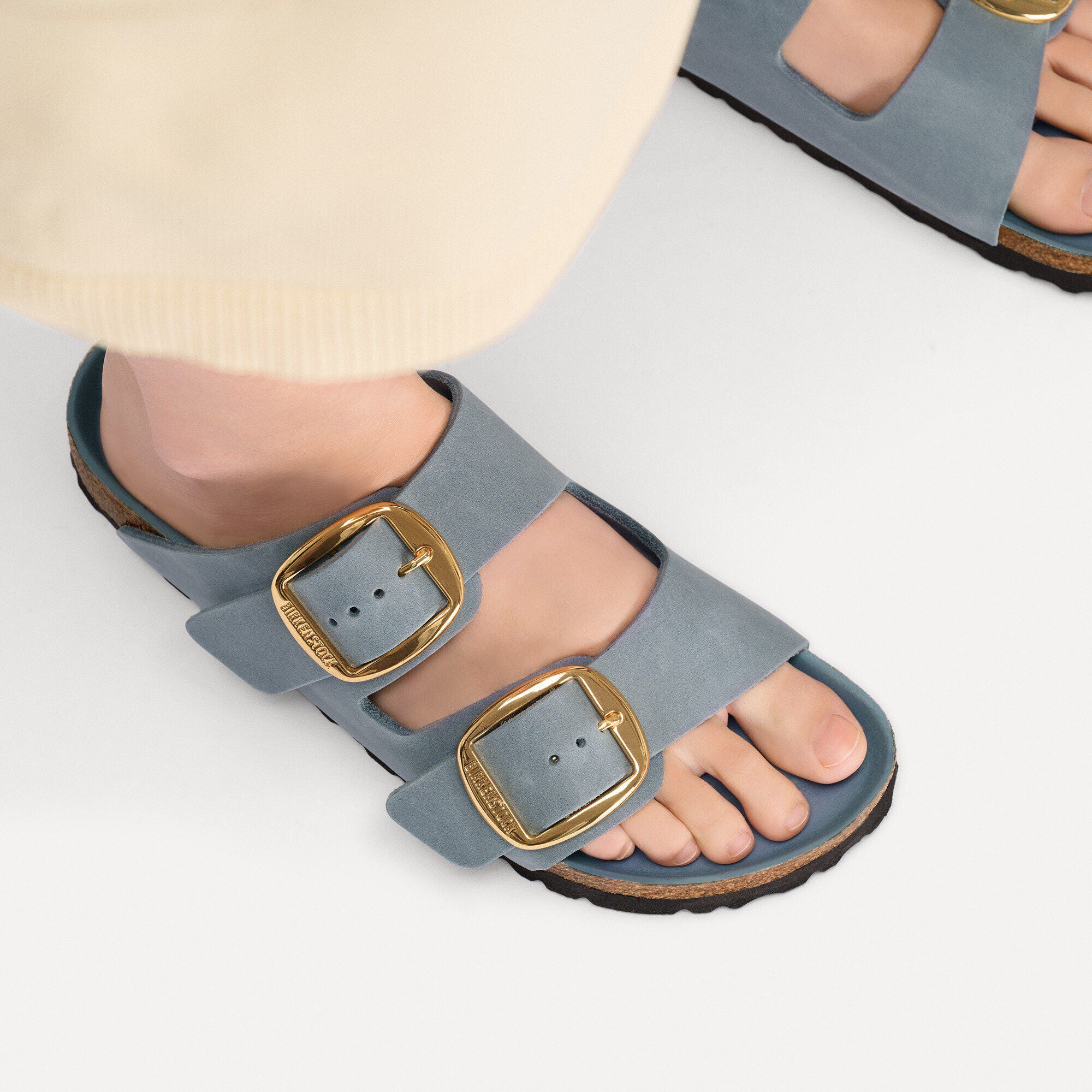 Birkenstock Sandalo in Pelle Oleata Arizona Big Buckle Donna Basalt Grey