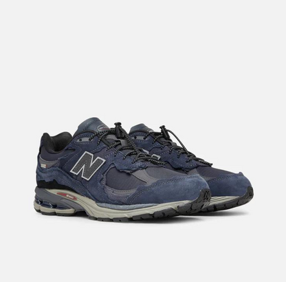 New Balance Sneakers in Pelle Scamosciata Uomo M2002RDO Blu