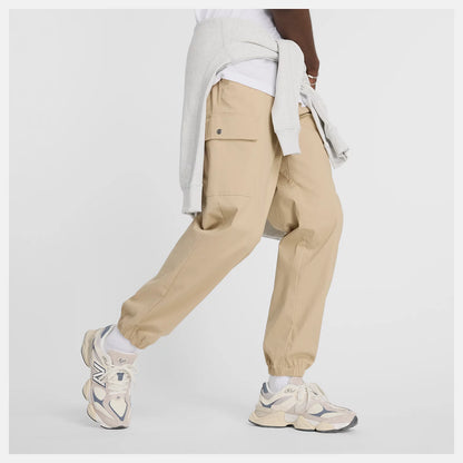 New Balance Pantalone Icon Twill Cargo Jogger Uomo Sabbia