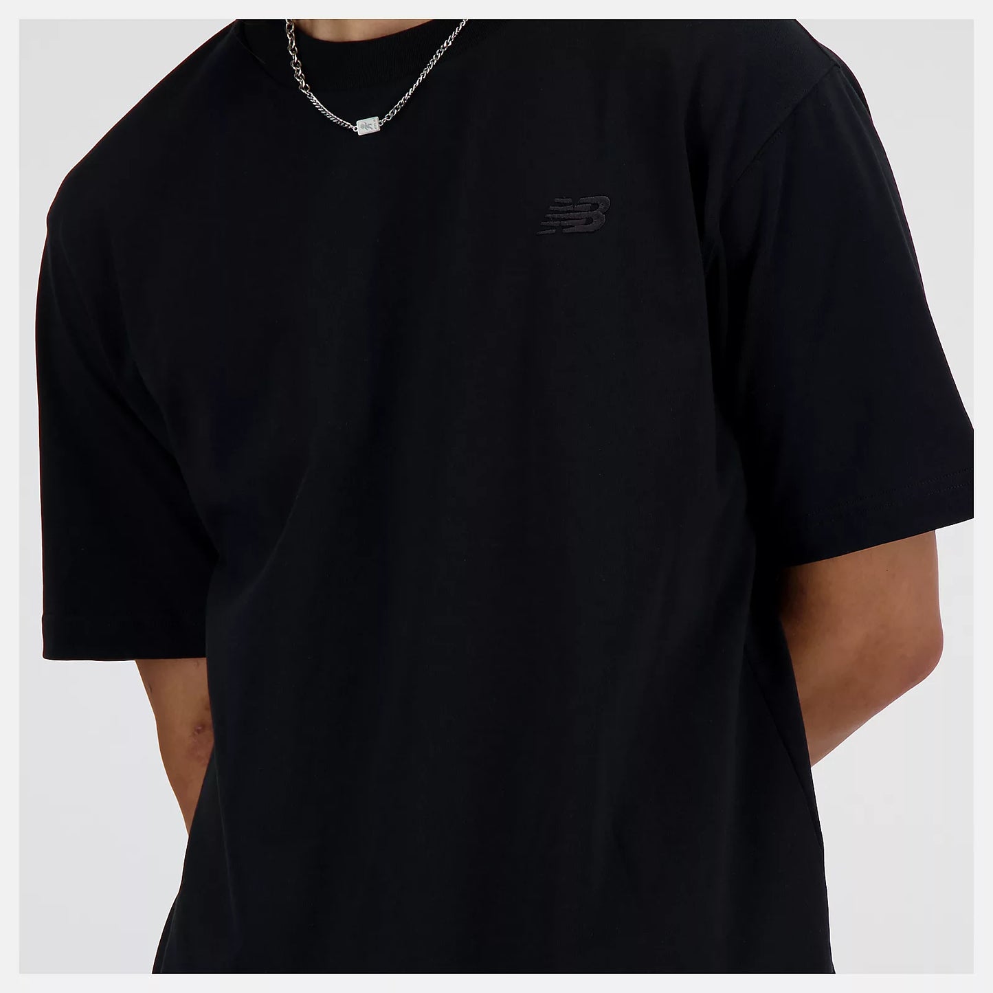 New Balance T-Shirt Athletics Cotton Uomo Nero