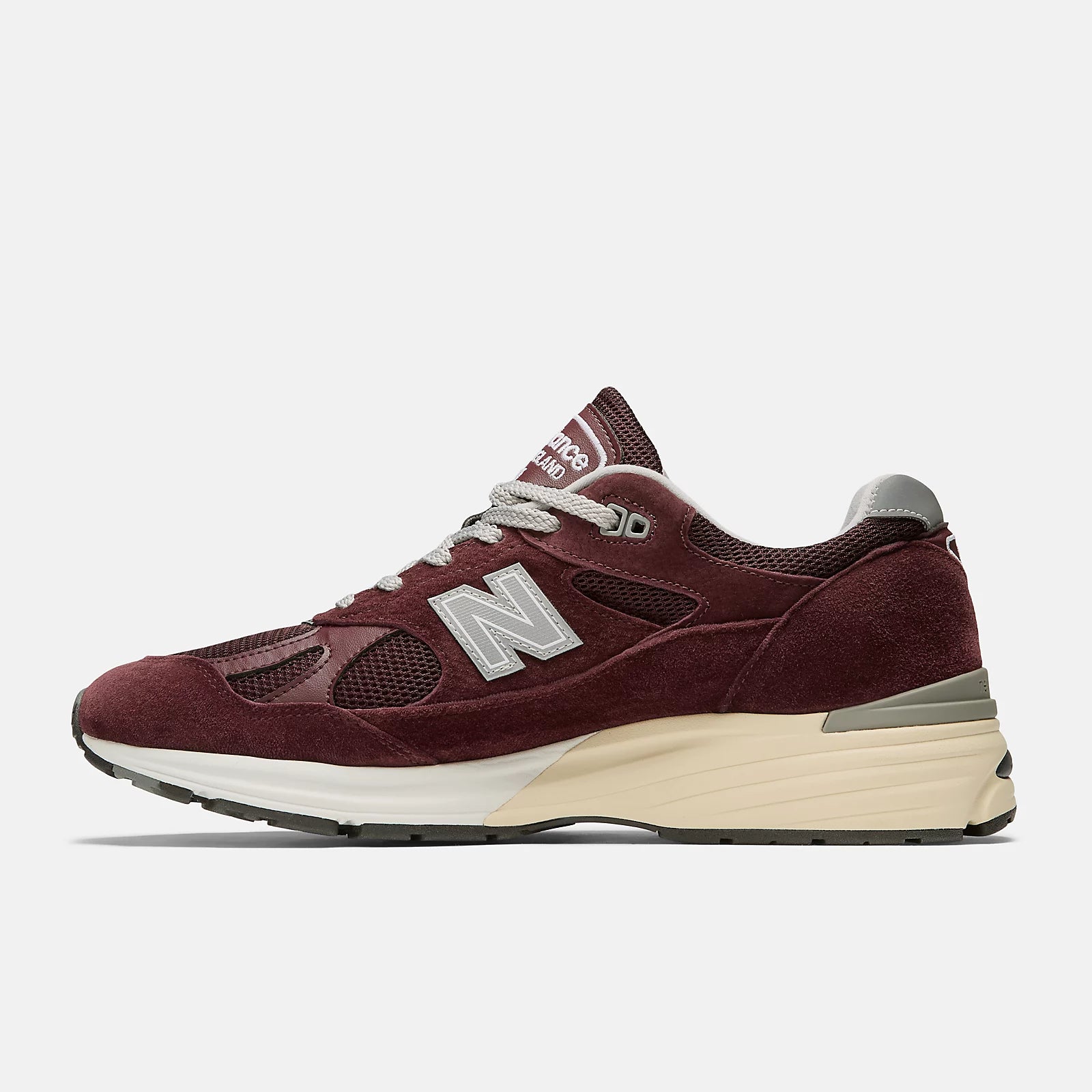 New Balance Sneakers Made in UK U991V2 Unisex Bordeaux