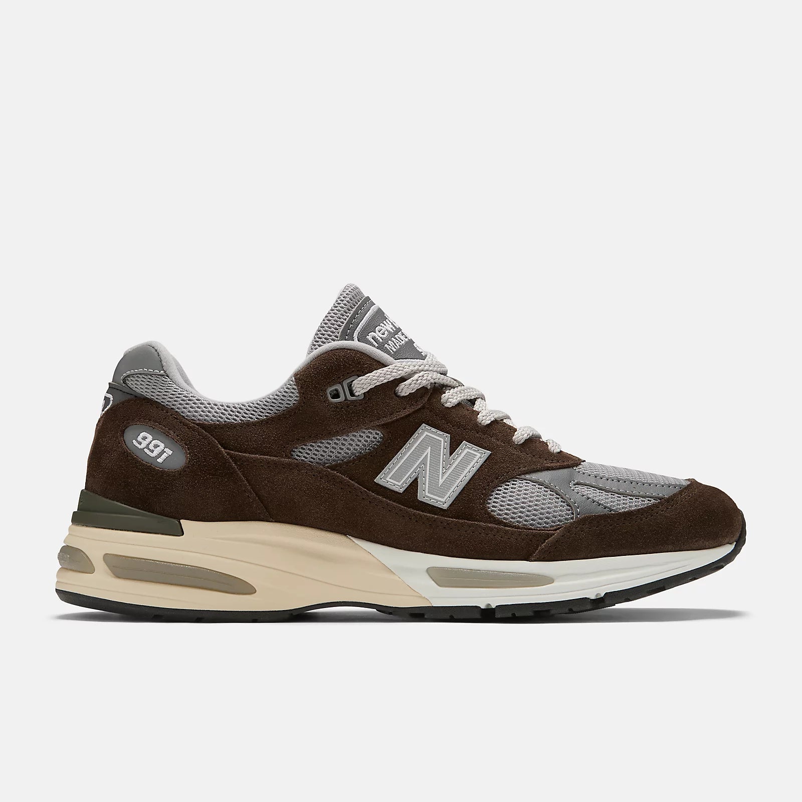 New Balance Sneakers Made in UK U991V2 Unisex Slade Black e Smoked Pearl